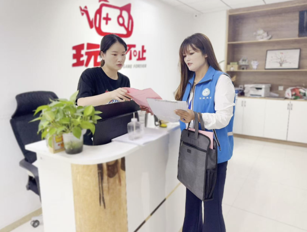 股市配资app官网下载安装 谢营科技大厦网格室开展“移风易俗我践行”主题宣传活动